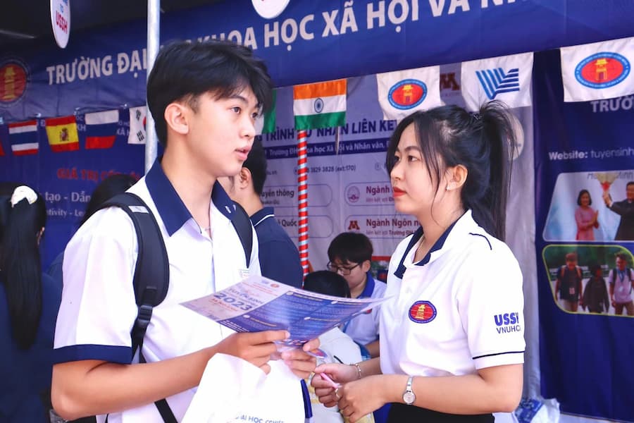 Trường đại học Khoa học Xã hội và Nhân văn 