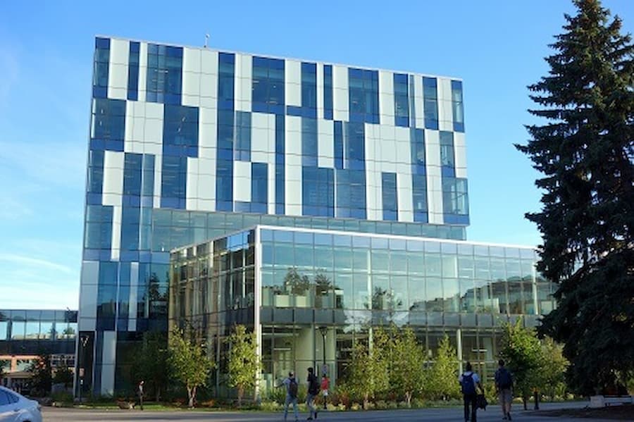 University of Calgary - Lọt top các trường đại học ở Canada uy tín